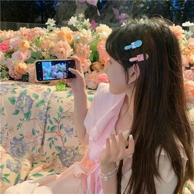 周雨彤